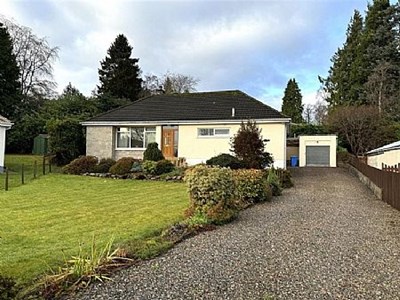 9 Achvraid Road, Lochardil, Inverness