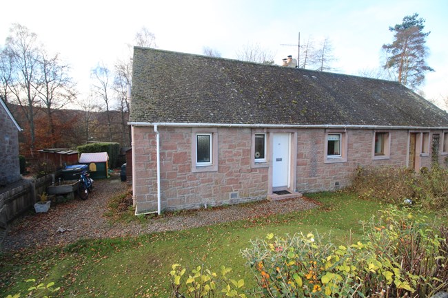 17 Tor View, Contin IV14 9EF