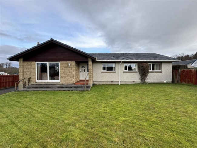 9 Barnview, Culloden, Inverness IV2 7EX