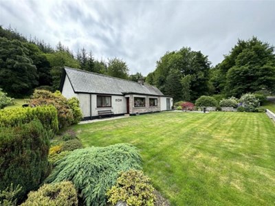 The Pines, 21 Cabrich, Kirkhill, Inverness