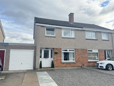 37 Inshes Crescent, Drakies, Inverness